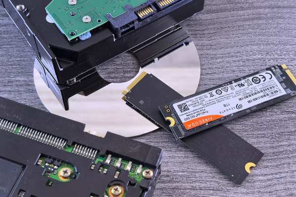 ssd vs hdd for laptop storage