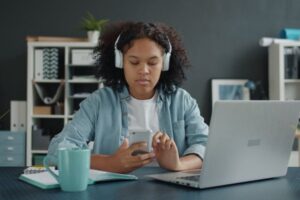 How Does Wi-Fi Work? A Simple Guide to Wireless Internet